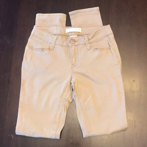NWT No Boundries tan jeans - Picture 2 of 4